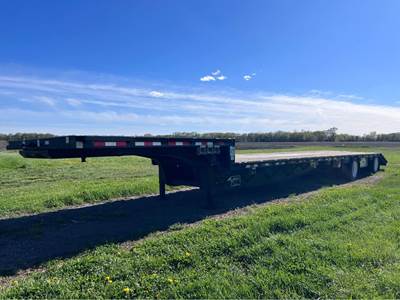 JET 53x102 Tandem Axle Beavertail Trailer - Air Ride