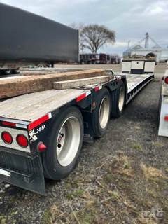 2021 XL Specialized 40 Ton Double Drop Trailer - 29ft Well, Mechanical Detach, Tri-Axle, Outriggers, Flip Axle