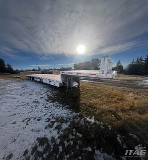 2019 Doonan 50ft Drop Deck Trailer - Aluminum Frame, Wood Floor, Rear Sliding, Ramps, Toolbox, Container Locks, 17.5 Tires