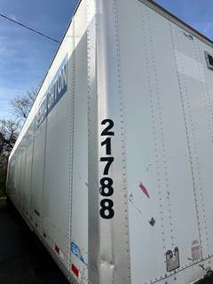 Stoughton 53 ft Dry Van Trailer - Air Ride