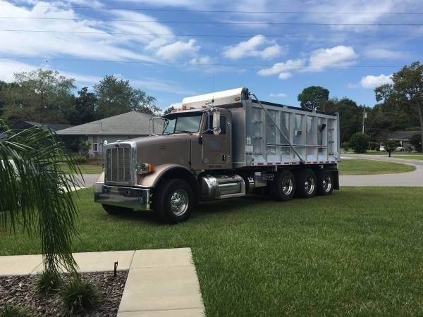 2012 peterbilt 367 tri axle heavy duty dump truck paccar mx13