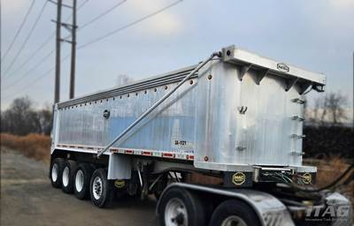 2016 MAC Trailer 30ft End Dump Trailer - Full Frame, Aluminum Box, Quad Axle, Electric Tarp, Swing Gate, Lift Axles