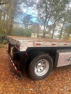Dorsey 48x102 Flatbed Trailer - Air Ride