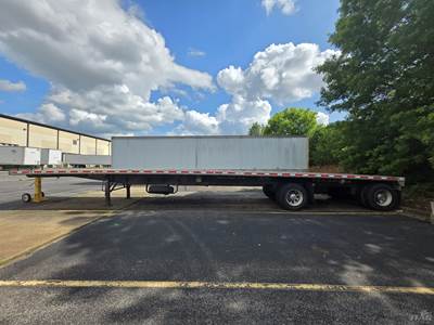 2014 Fontaine 48ft Flatbed Trailer - Combo, Aluminum Floor, Spread Axle, Toolbox, Chain Pop-Ups, Dunnage Rack