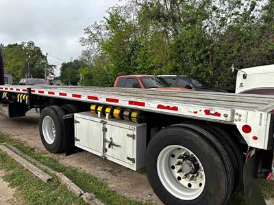 Fontaine 48x102 Flatbed Trailer - Air Ride