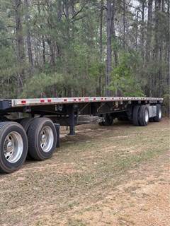Great Dane 48x102 Flatbed Trailer - Air Ride