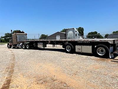 Great Dane 48x102 Flatbed Trailer - Air Ride