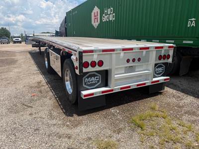 MAC Trailer 48x102 Flatbed Trailer - Air Ride