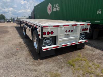 MAC Trailer 48x102 Flatbed Trailer - Air Ride