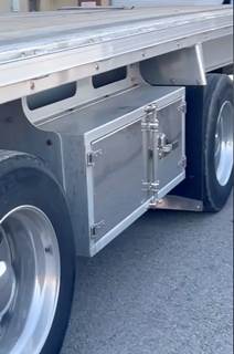 MAC Trailer 53x102 Flatbed Trailer - Air Ride