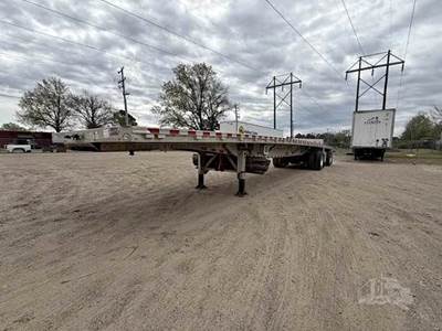 Reitnouer 48x102 Flatbed Trailer - Air Ride
