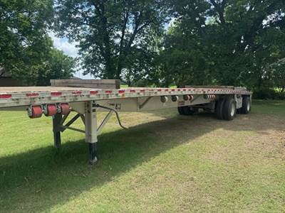 Reitnouer 48x102 Flatbed Trailer - Air Ride