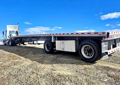 Reitnouer 48x102 Flatbed Trailer - Air Ride