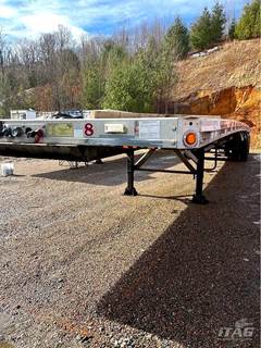 Reitnouer 48x102 Flatbed Trailer - Air Ride