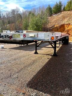 Reitnouer 48x102 Flatbed Trailer - Air Ride