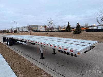 2017 Reitnouer 53ft Flatbed Trailer - All Aluminum, Aluminum Floor, Rear Sliding Axle, Toolbox, Dunnage Rack