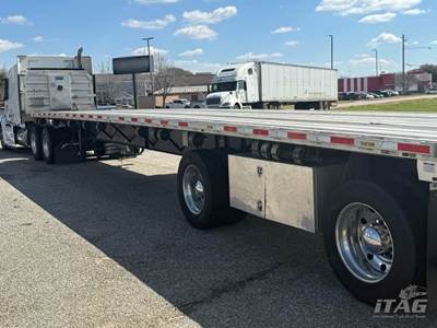 2017 Transcraft 48ft Flatbed Trailer - Combo, Aluminum Floor, Spread Axle, Toolbox, Dunnage Rack