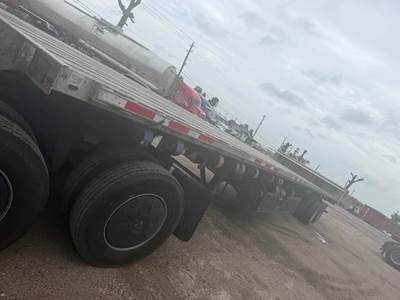 Transcraft 53x102 Flatbed Trailer - Air Ride