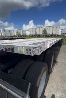 2014 UTILITY 48ft Flatbed Trailer - Combo, Aluminum Floor, Fixed Spread Axle, Toolbox, Tire Inflation System