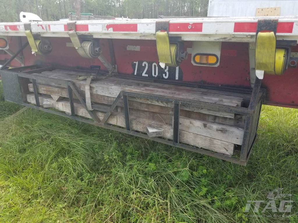 1999 UTILITY 48x96 Flatbed Trailer Wood Floor, Spread Axle, Toolbox