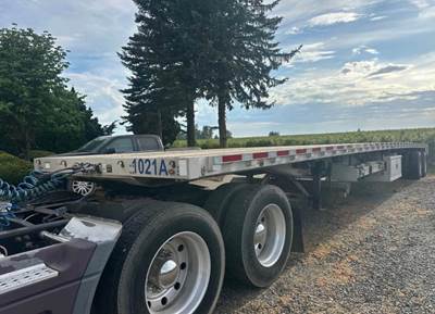 2018 Wilson 48ft Flatbed Trailer - All Aluminum, Aluminum Floor, Front Sliding Axle, Toolboxes, Dunnage Rack