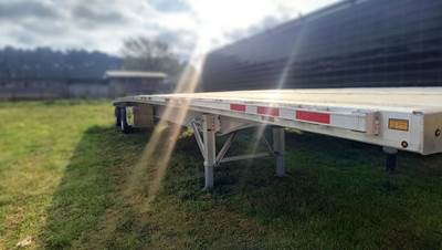 Wabash 53x102 Flatbed Trailer - Air Ride
