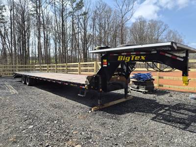2025 Big Tex 40ft Gooseneck Trailer - 35+5, 12,000 lb Axles, Beavertail and Ramps, Top Deck, Toolbox