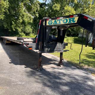 2022 Gatormade 45ft Gooseneck Trailer -  40+5, 15,000lb Axles, Beavertail and Ramps, Toolbox