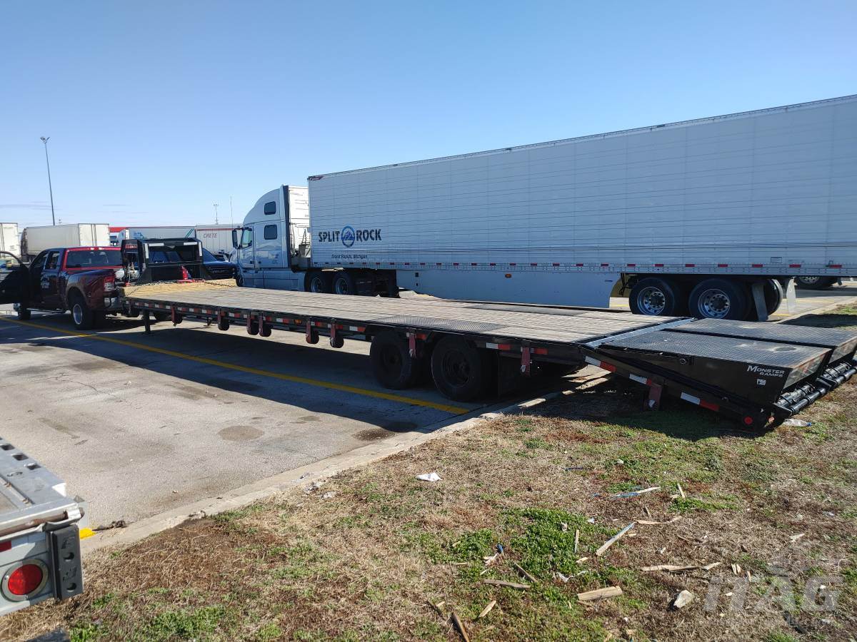 2022 PJ Trailers 40ft HotShot Gooseneck Trailer 12,000 lb Axles