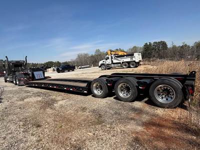 Fontaine 53ft Tri-Axle Axle Lowboy Trailer - Air Ride