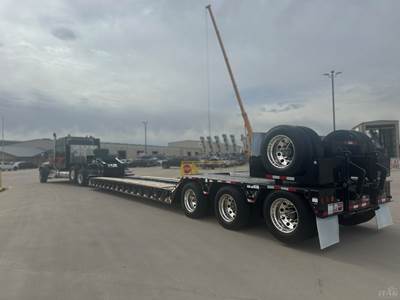 2024 Globe Trailer 55 Ton Lowboy Trailer - 30ft Well S-T-R-E-T-C-H to 50ft, Hydraulic Detach, Quad Axle, Non-Ground Bearing, Hydraulic Flip Axle