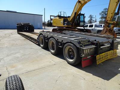2018 Landoll 55 Ton Lowboy Trailer - 25ft Well, Hydraulic Detach, Non-Ground Bearing, Tri-Axle, Lift Axle, Outriggers