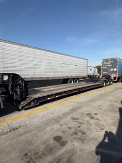 XL Specialized 53x102 Tri-Axle Axle Extendable Lowboy Trailer - Air Ride