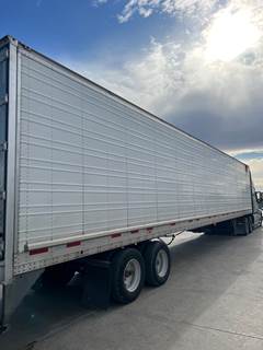 2023 Vanguard 53ft Reefer Trailer - 10,700 Hours, Carrier 7300 X4 Unit, Swing Doors, Tire Inflation System