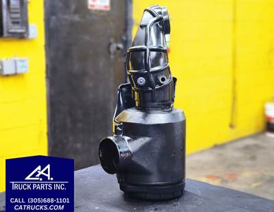 Ford F-800 Air Cleaner / Air Filter Housing Part # P531720