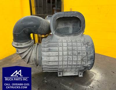 Volvo Air Cleaner , OFF 2006 VNL Conventional-New Generation Series