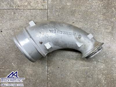 Detroit DD15 Turbo Air Intake Elbow Part # A472 098 03 07