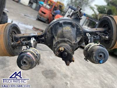 2006 Meritor-Rockwell RS23160 Rear Axle Housing