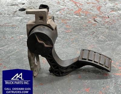 2006 Volvo Accelerator Pedal Part # 133667