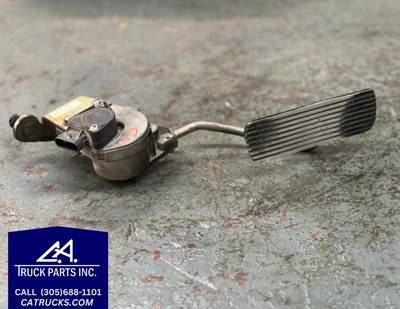 International Accelerator Pedal Part # 1680379C92 w/ TPS Part # 2028213C92