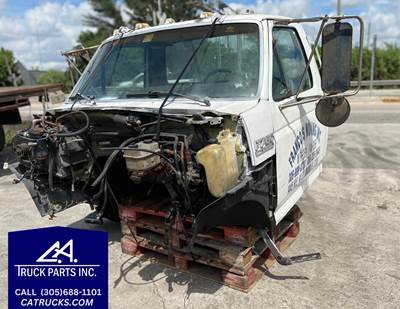 1994 Ford F-700 Cab Assembly