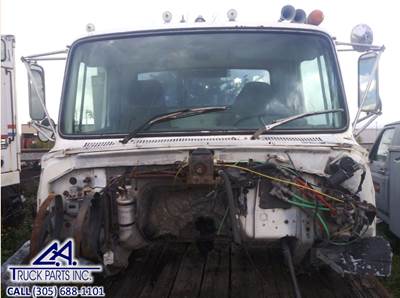 1992 Ford LA9000 AERO MAX 106 Cab Assembly