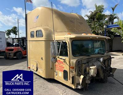 1997 International 9200 SBA Cab, SLEEPER CAB