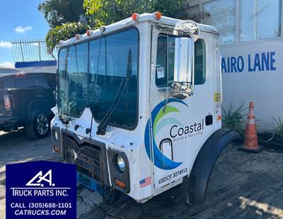 2016 Mack MRU613 Forward Low Cab