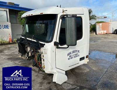 2006 Volvo VNL Conventional-New Generation CAB