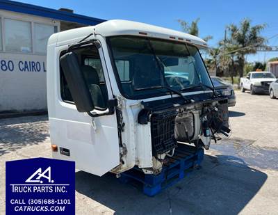 2006 VOLVO VNL NEW-GENERATION CAB SHELL 