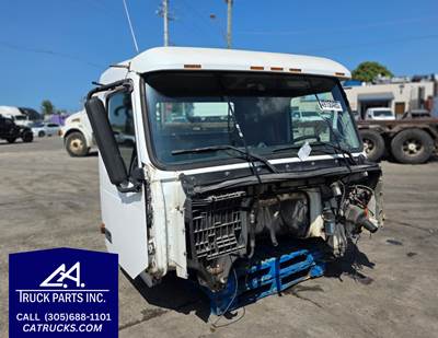 2007 VOLVO VNL CONVENTIONAL NEW GENERATION CAB SHELL 