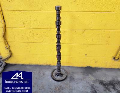 2006 Cummins ISC / ISL Camshaft Part # 3950134 Cam Gear Part # 3940135