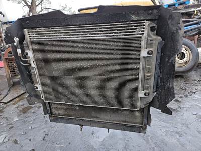 2014 Freightliner Cascadia Cooling Assembly Part # 3E0137530001, 3S0137530001