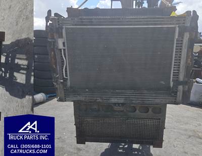 2005 Freightliner Columbia 120 Cooling Assembly Part # 1E6068